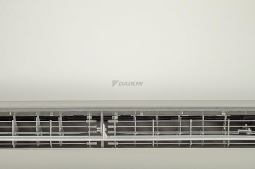 Настенный кондиционер сплит-система Daikin  FTXM35M/RXM35M инвертор